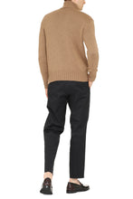 Load image into Gallery viewer, Virgin-wool turtleneck sweater
