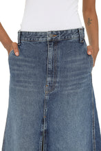 Load image into Gallery viewer, Denim skirt
