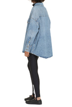 Load image into Gallery viewer, Oversize denim shirt
