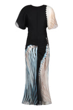 Load image into Gallery viewer, Crepe dress
