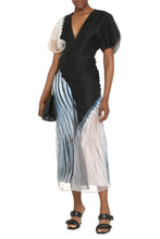 Load image into Gallery viewer, Viscose dress

