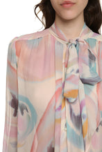 Load image into Gallery viewer, Crêpe-silk shirt
