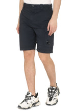 Load image into Gallery viewer, Cotton cargo bermuda shorts
