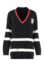 Load image into Gallery viewer, Patch detail wool sweater
