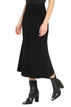 Load image into Gallery viewer, Ribbed knit skirt
