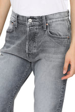 Load image into Gallery viewer, The Ditcher Crop comfort jeans
