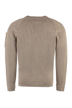 Load image into Gallery viewer, Long sleeve crew-neck sweater
