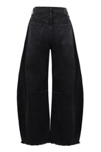 Load image into Gallery viewer, Horseshoe wide-leg jeans
