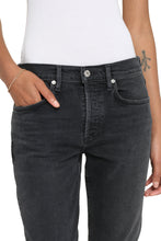 Load image into Gallery viewer, Emerson slim fit boyfriend jeans

