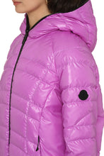 Load image into Gallery viewer, Narlay hooded full-zip down jacket
