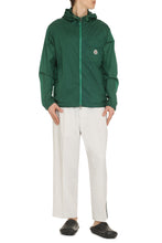 Load image into Gallery viewer, Samakar hooded windbreaker
