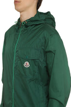 Load image into Gallery viewer, Samakar hooded windbreaker

