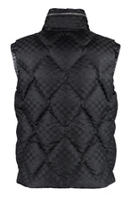 Load image into Gallery viewer, Kita full zip field vest
