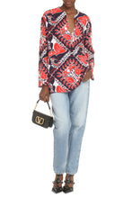 Load image into Gallery viewer, Printed silk blouse
