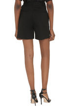 Load image into Gallery viewer, Sulmona linen shorts
