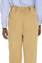 Load image into Gallery viewer, Avida carrot-fit cotton trousers
