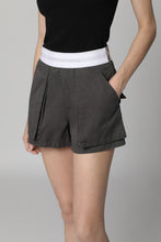 Load image into Gallery viewer, Rave cotton cargo-shorts
