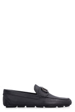 Load image into Gallery viewer, Valentino Garavani - Driver VLogo Signature leather loafers
