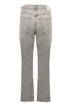 Load image into Gallery viewer, Cropped jeans
