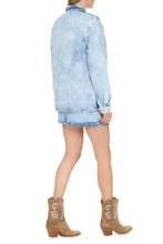 Load image into Gallery viewer, Denim jacket
