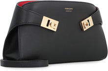 Load image into Gallery viewer, Hug Leather crossbody bag
