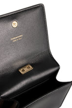 Load image into Gallery viewer, Leather clutch
