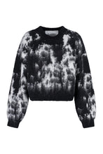Load image into Gallery viewer, Wool crew-neck sweater
