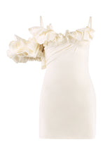 Load image into Gallery viewer, Duna ruffled dress
