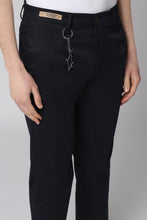 Load image into Gallery viewer, Stretch cotton trousers

