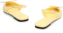 Load image into Gallery viewer, Duelo Leather slingback pumps
