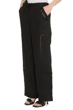 Load image into Gallery viewer, Mackenzie linen trousers
