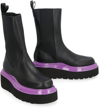 Load image into Gallery viewer, Luna leather chelsea boots
