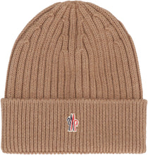 Load image into Gallery viewer, Ribbed knit beanie

