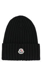 Load image into Gallery viewer, Ribbed knit beanie
