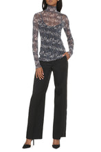 Load image into Gallery viewer, Printed long-sleeve top
