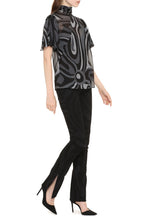 Load image into Gallery viewer, Printed silk top
