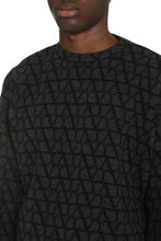 Load image into Gallery viewer, Crew-neck wool sweater
