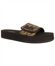 Load image into Gallery viewer, Ebony slip-ons
