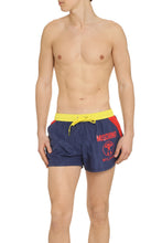 Load image into Gallery viewer, Logo print swim shorts
