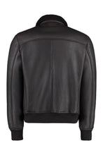 Load image into Gallery viewer, Maya short sheepskin jacket
