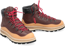 Load image into Gallery viewer, Peka hiking boots
