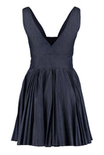 Load image into Gallery viewer, Pleated dress
