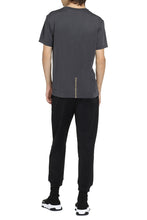Load image into Gallery viewer, Techno fabric t-shirt
