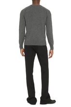 Load image into Gallery viewer, Crew-neck cashmere sweater
