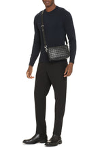 Load image into Gallery viewer, Crew-neck cashmere sweater
