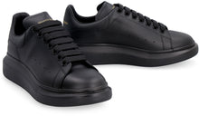 Load image into Gallery viewer, Larry leather low-top sneakers
