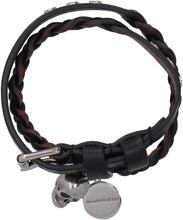 Load image into Gallery viewer, Leather bracelet with medallion and skull

