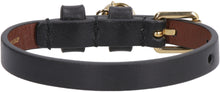 Load image into Gallery viewer, Leather bracelet with medallion and skull
