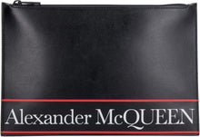 Load image into Gallery viewer, Logo detail flat leather pouch
