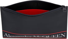 Load image into Gallery viewer, Logo detail flat leather pouch
